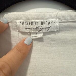 Barefoot Dreams Cream pajamas NWOT